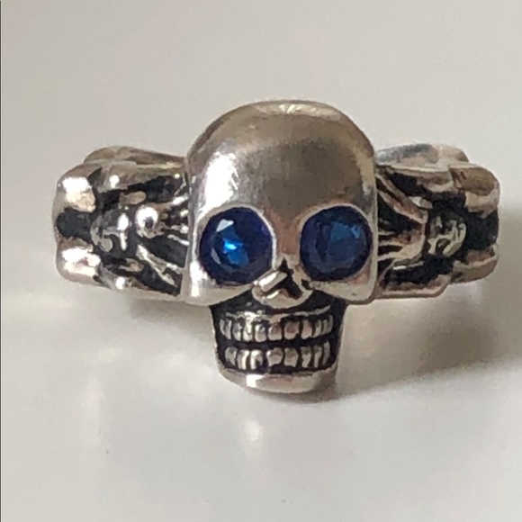 925 sterling silver biker skull ring blue cz stone - Picture 2 of 2